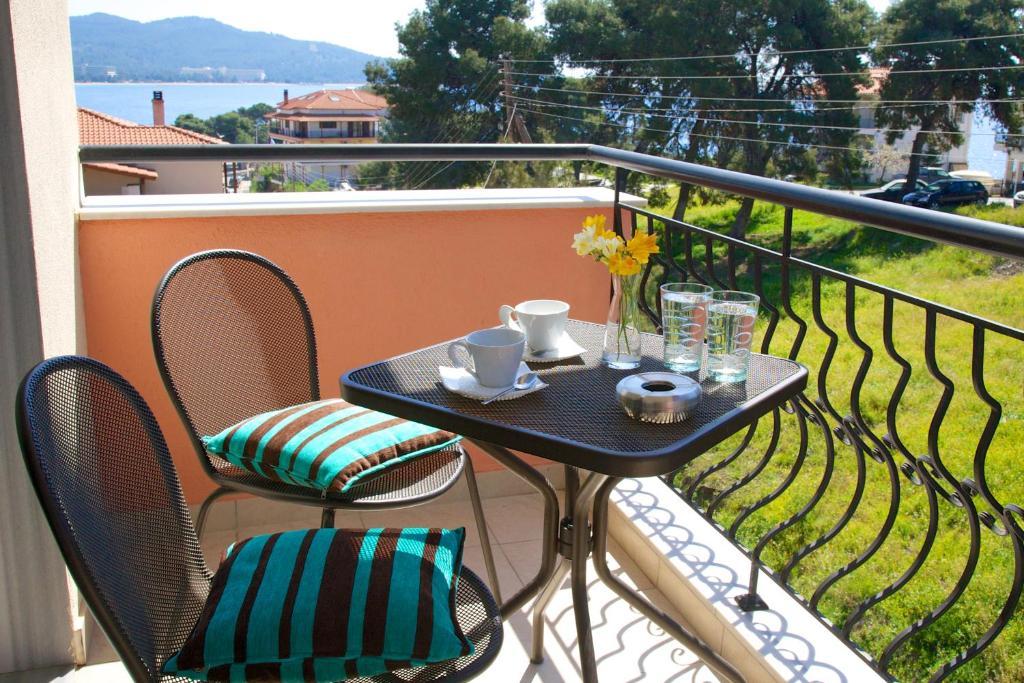 Kaplanis House Hotel Неос Мармарас Екстериор снимка